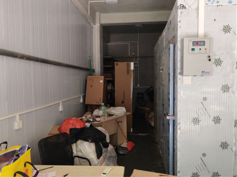 编号306，南岸东区新六中冻库转让，